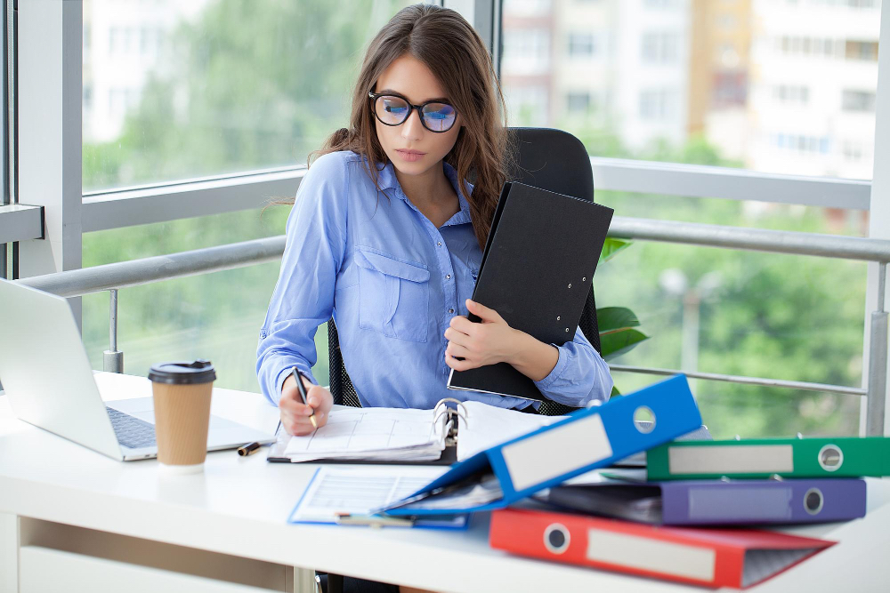 Rachunkowość dla początkujących – poznaj podstawowe zasady i zadbaj o finanse firmy